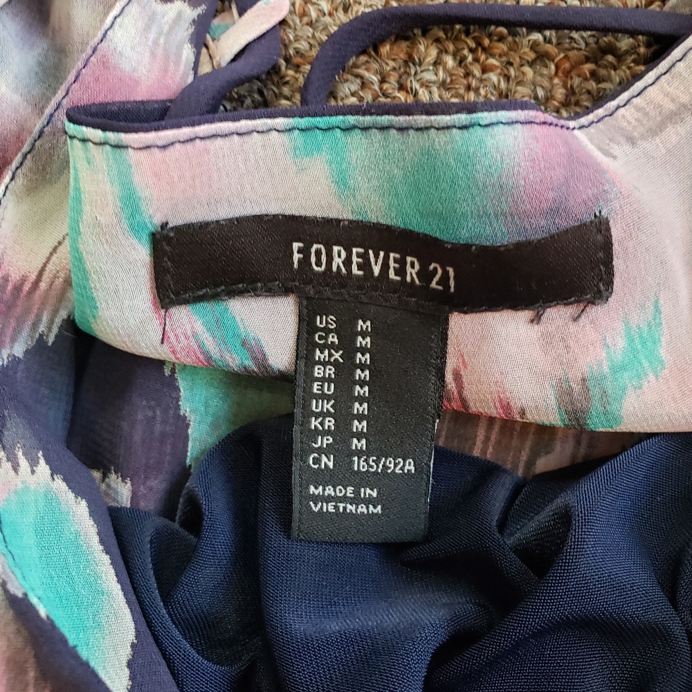 Forever 21 Floral Maxi Dress - Picture 3 of 6